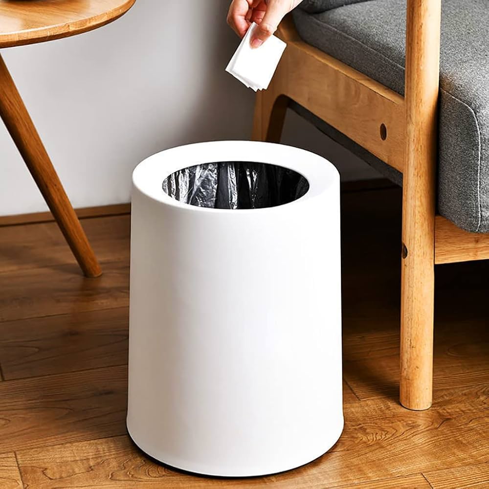Trash can